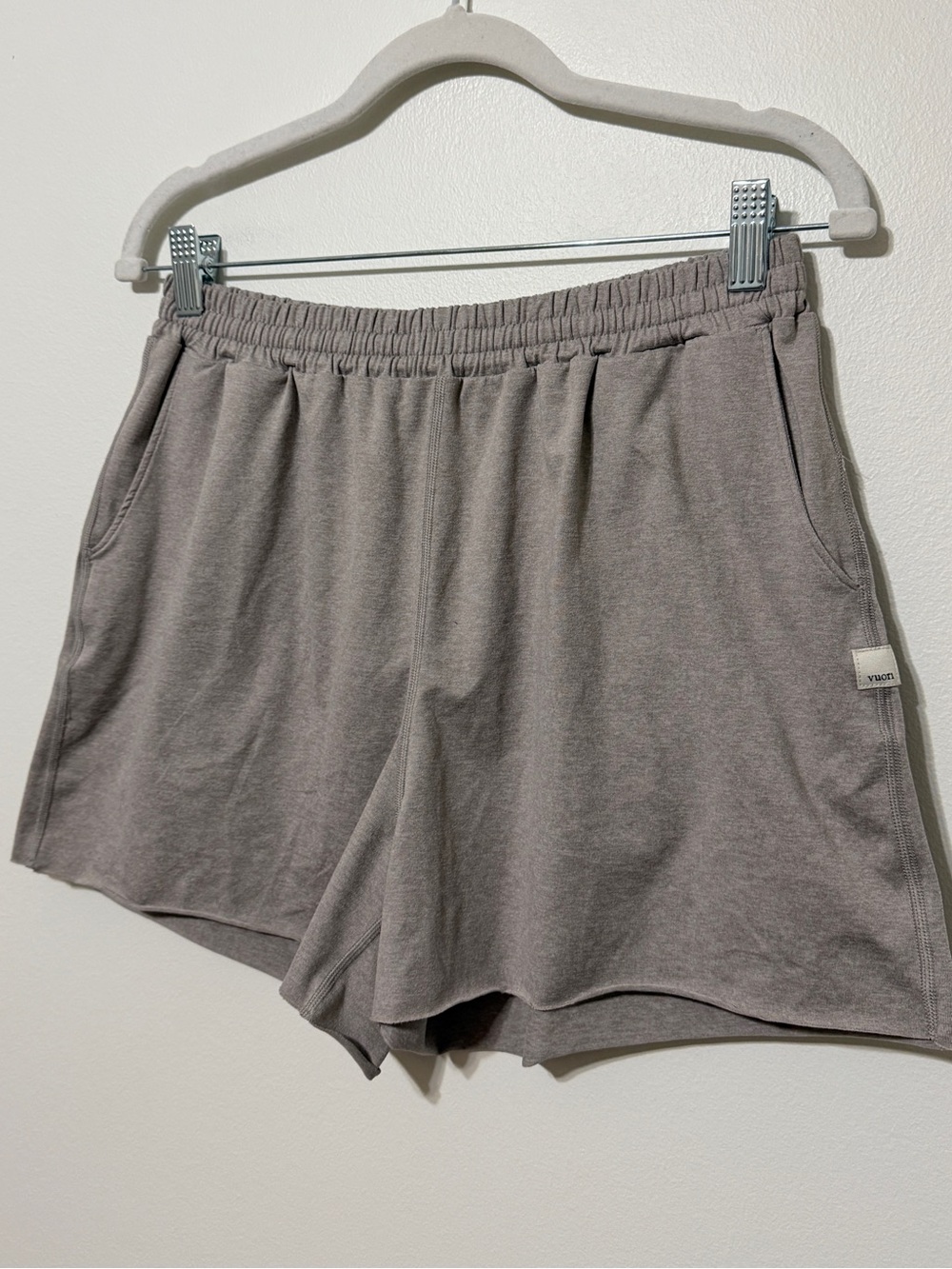 Vuori Women's Boyfriend Shorts Size Small Halo Comfy - Picture 3 of 7